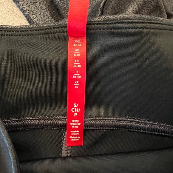 SPANX  Faux Leather Leggings - Picture 6 of 9